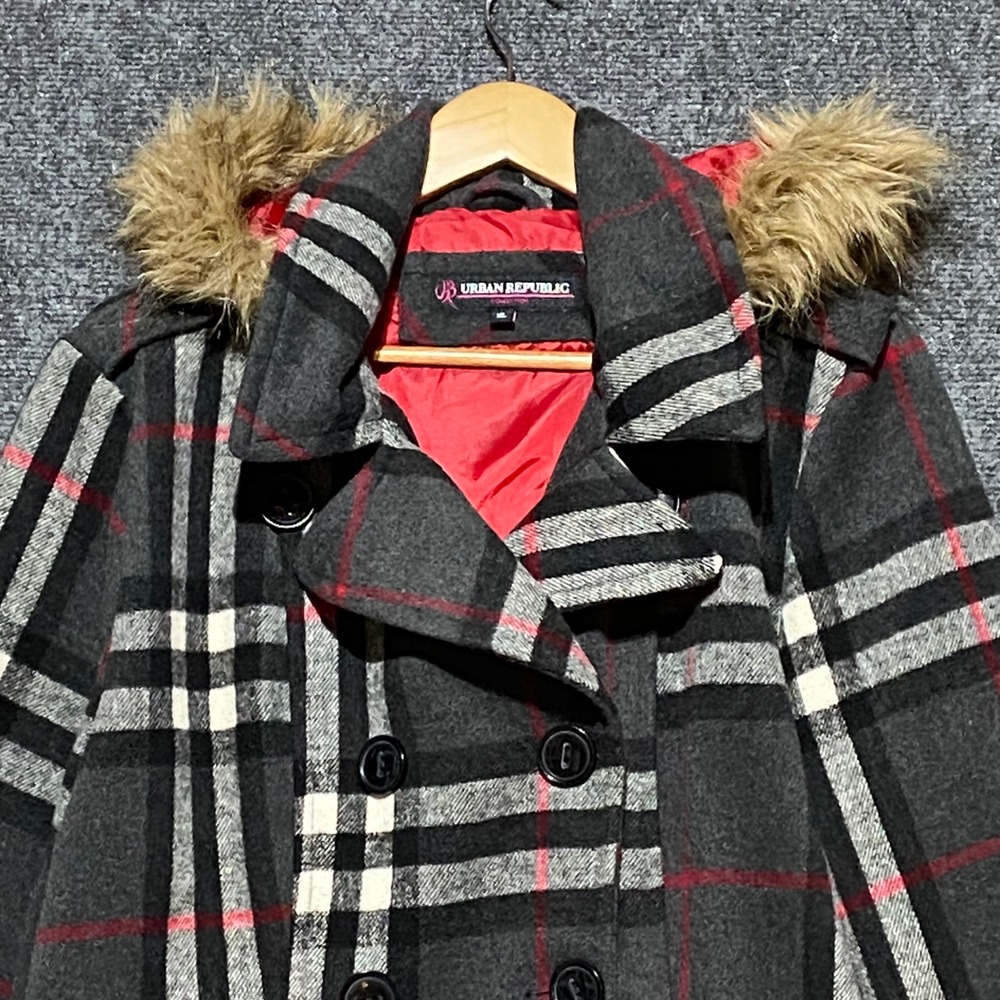 Urban Republic Women's XL Plaid Double Breasted‎ Pea Coat Faux Fur Hood Pockets - Picture 3 of 14